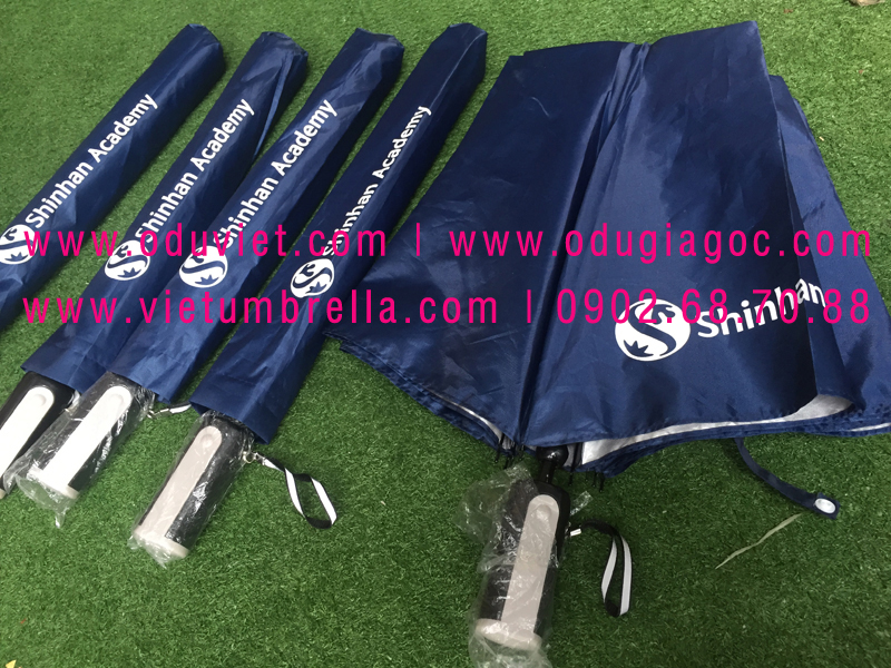 xưởng sản xuất ô dù cầm tay in logo quảng cáo